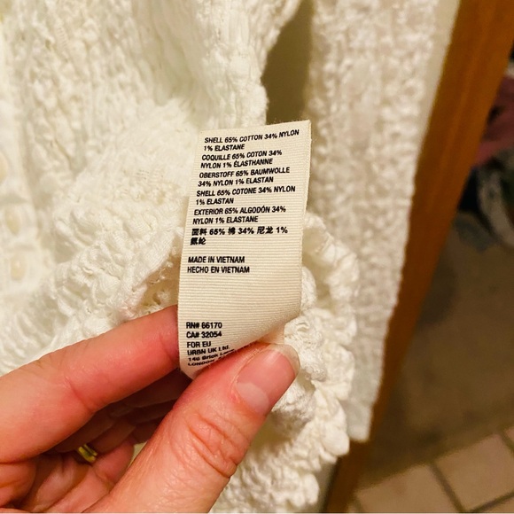 Free People NWOT Smocked Lace Confection Top / Evening Cream - Picture 13 of 14